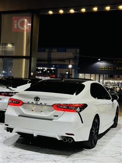 تۆیۆتا کامری